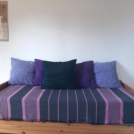 Appartement Avec Grand Jardin Et Parking, Uzes Bagian luar foto