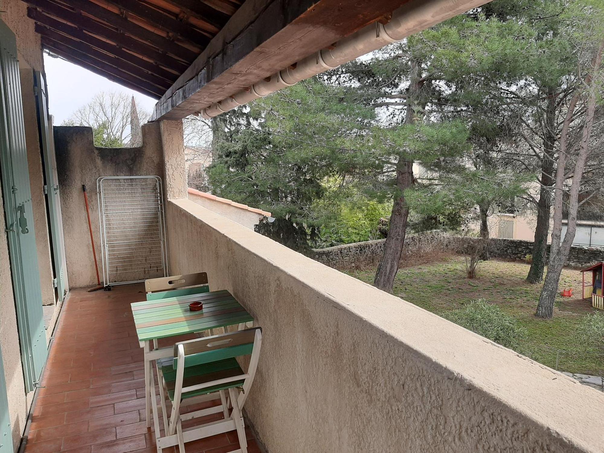 Appartement Avec Grand Jardin Et Parking, Uzes Bagian luar foto